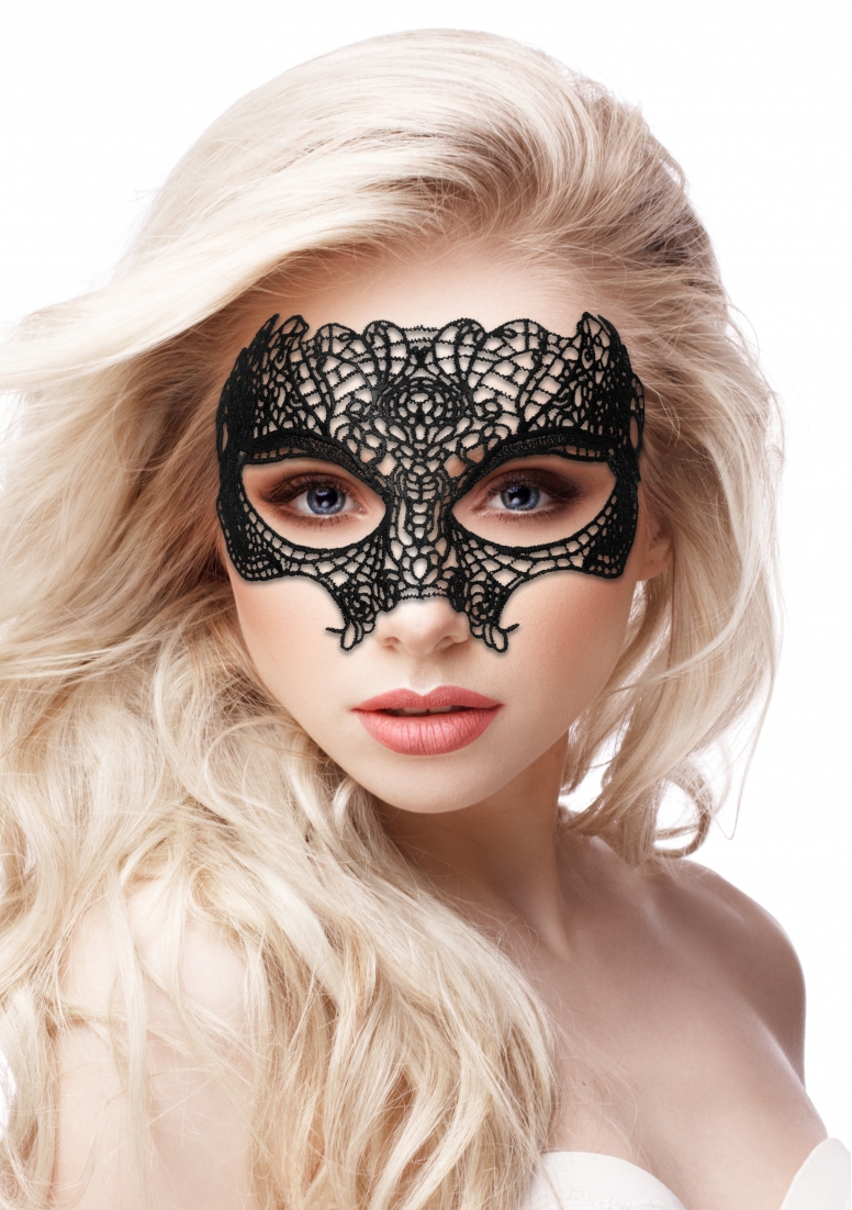 Princess Black Lace Mask - Black