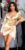 satijnen mini jurkje in wikkel-look goud * Cosmoda Collection