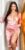 satijn-look jurk met diepe v-halter roze * Cosmoda Collection